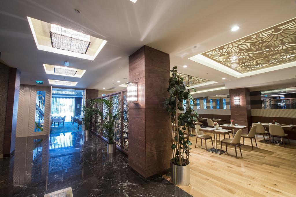 Ramada By Wyndham Gemli̇K Hotell Gemlik Exteriör bild
