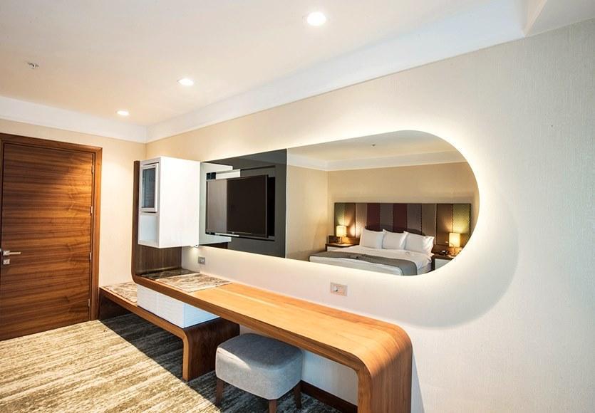 Ramada By Wyndham Gemli̇K Hotell Gemlik Exteriör bild