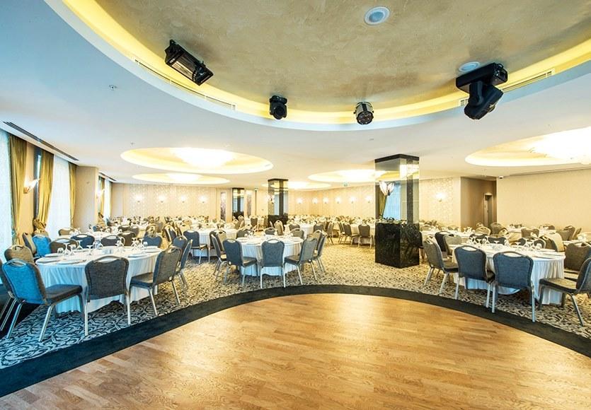 Ramada By Wyndham Gemli̇K Hotell Gemlik Exteriör bild