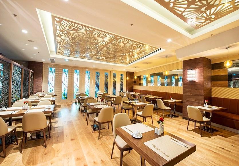 Ramada By Wyndham Gemli̇K Hotell Gemlik Exteriör bild